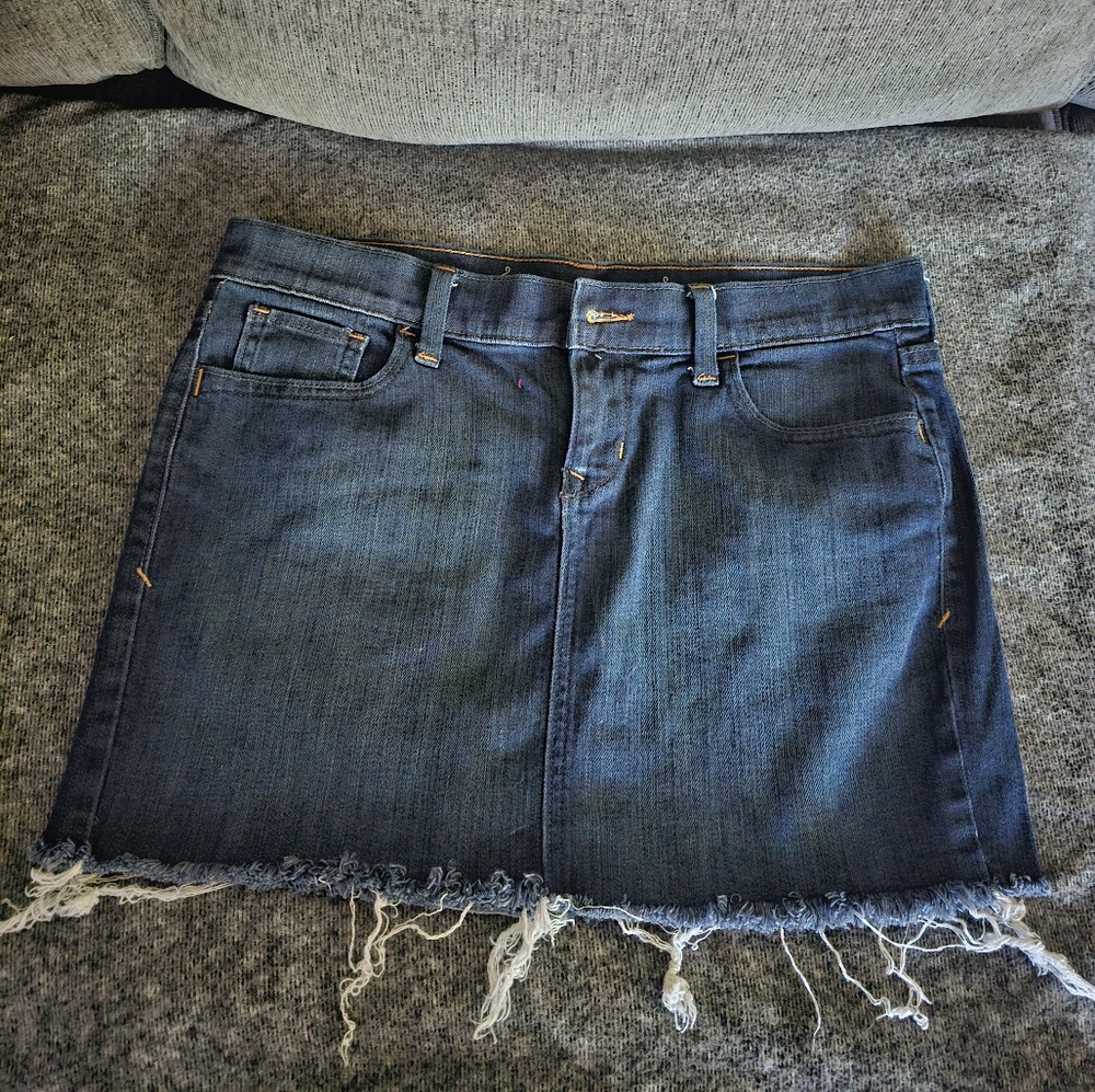 Old Navy jean mini skirt size 6